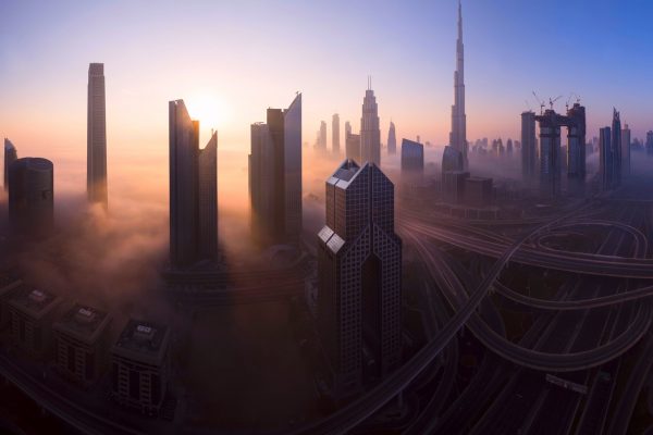 Dubai-UAE-city-morning-skyscrapers-fog-roads_1920x1440